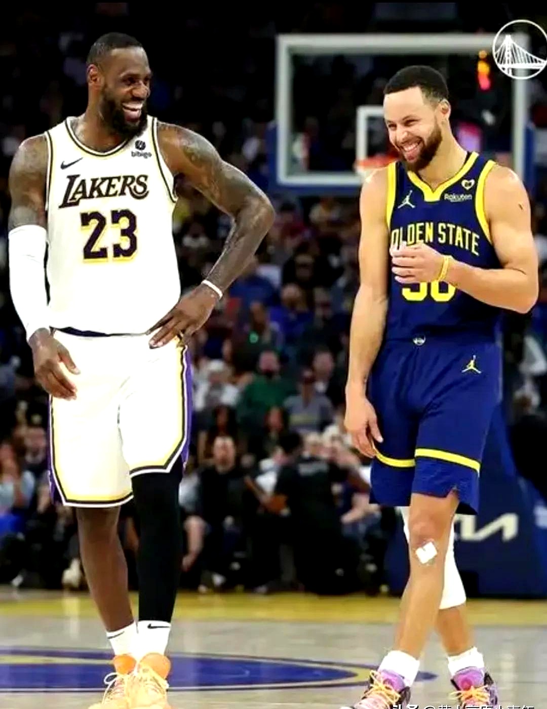 勇士主场横扫灰熊，队员全员爆发轻松取胜的简单介绍