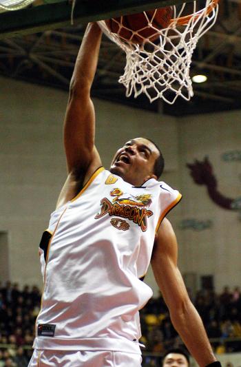 关于雷恩俱乐部签下新外援,球队实力有望提升的信息 关于雷恩俱乐部签下新外援,球队实力有望提升的信息