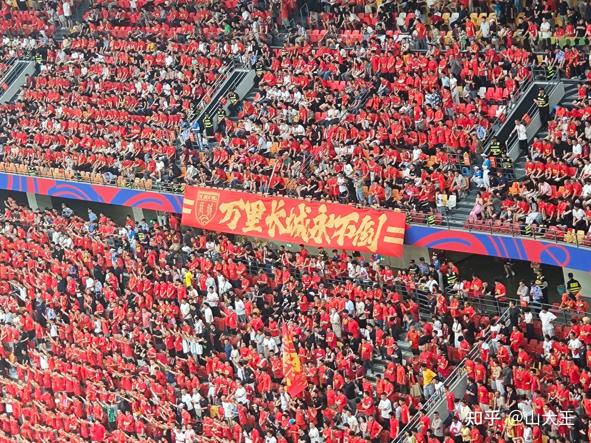 詹姆斯遭遇国足夺冠，奥运会局势紧张的简单介绍