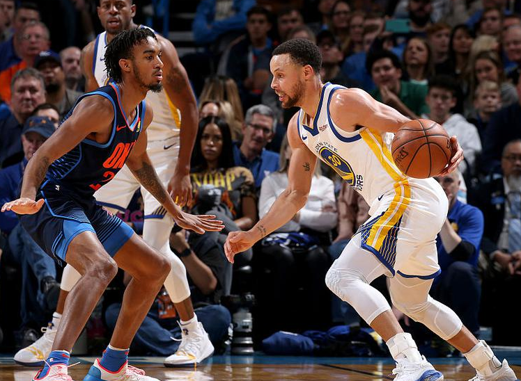 勇士遭雷霆逆袭,西部战局生变的简单介绍 勇士遭雷霆逆袭,西部战局生变的简单介绍