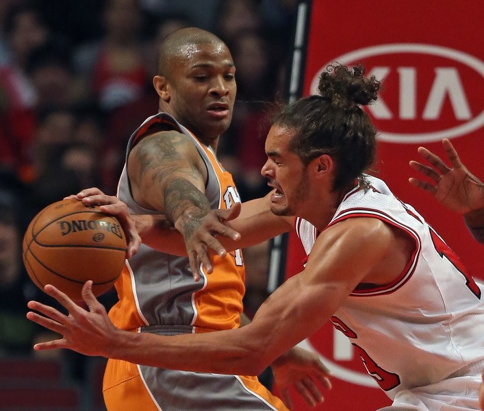 公牛大胜黄蜂，止连败