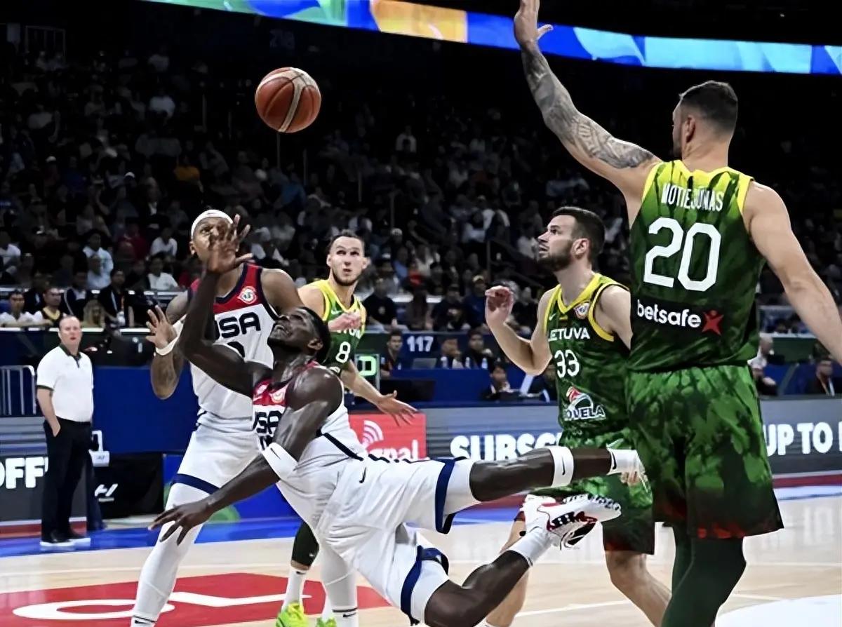 立陶宛男篮爆冷勇士,保罗惊艳世界 立陶宛男篮爆冷勇士,保罗惊艳世界