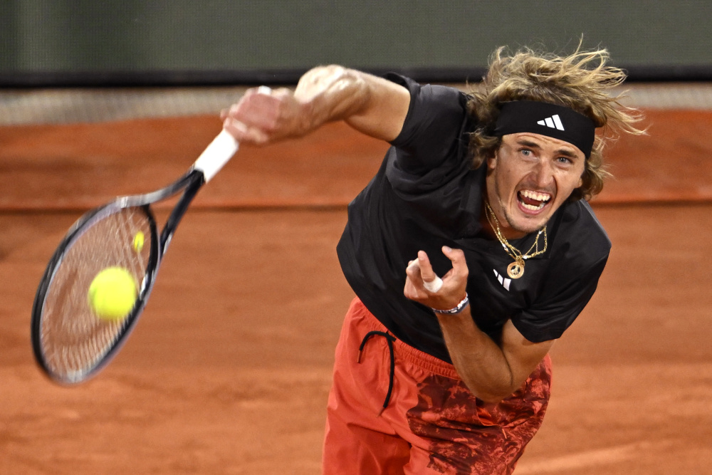 法网完胜戴维斯杯,兹维列夫关键制胜 法网完胜戴维斯杯,兹维列夫关键制胜