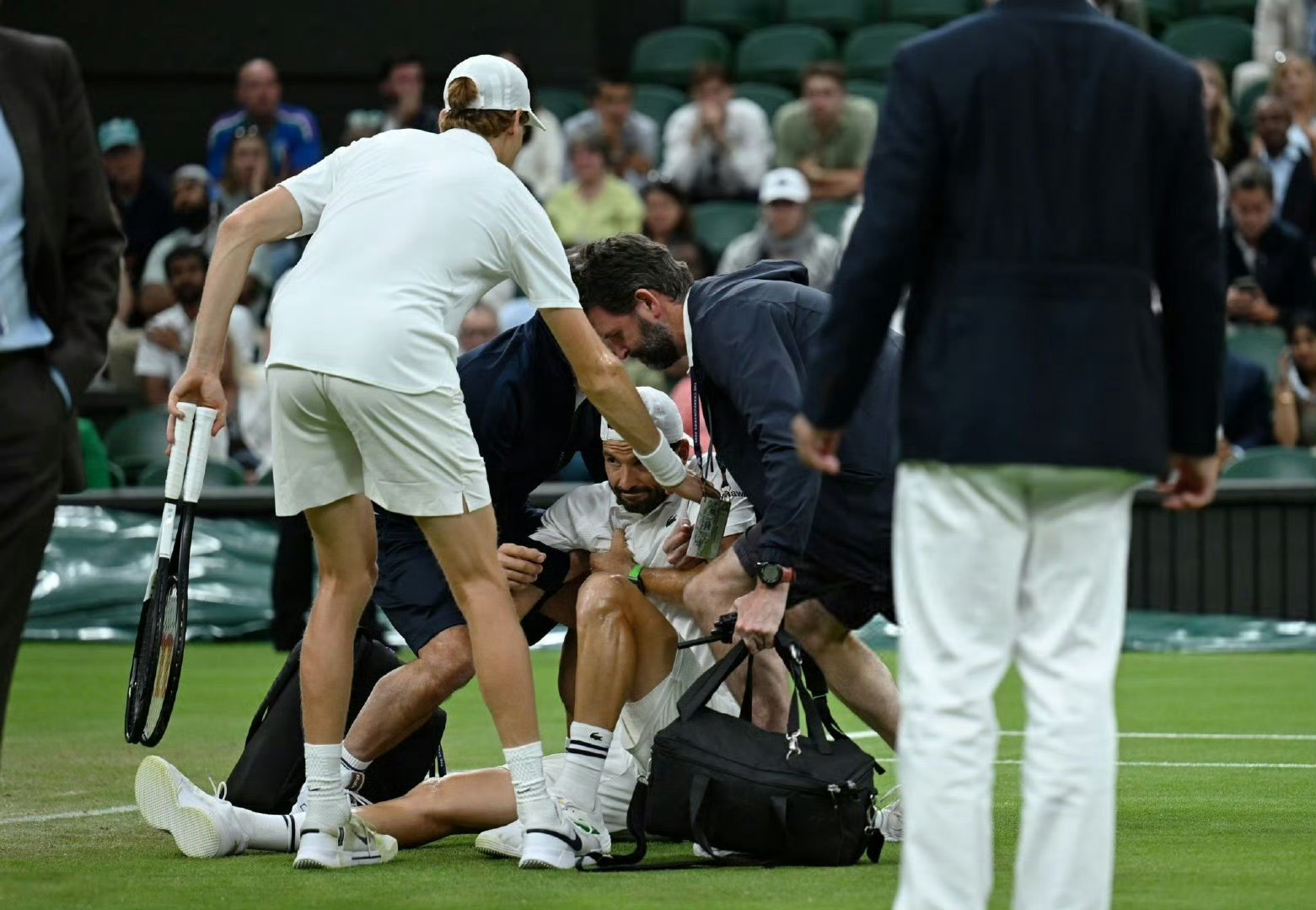 温网鏖战美网，辛纳高光表现