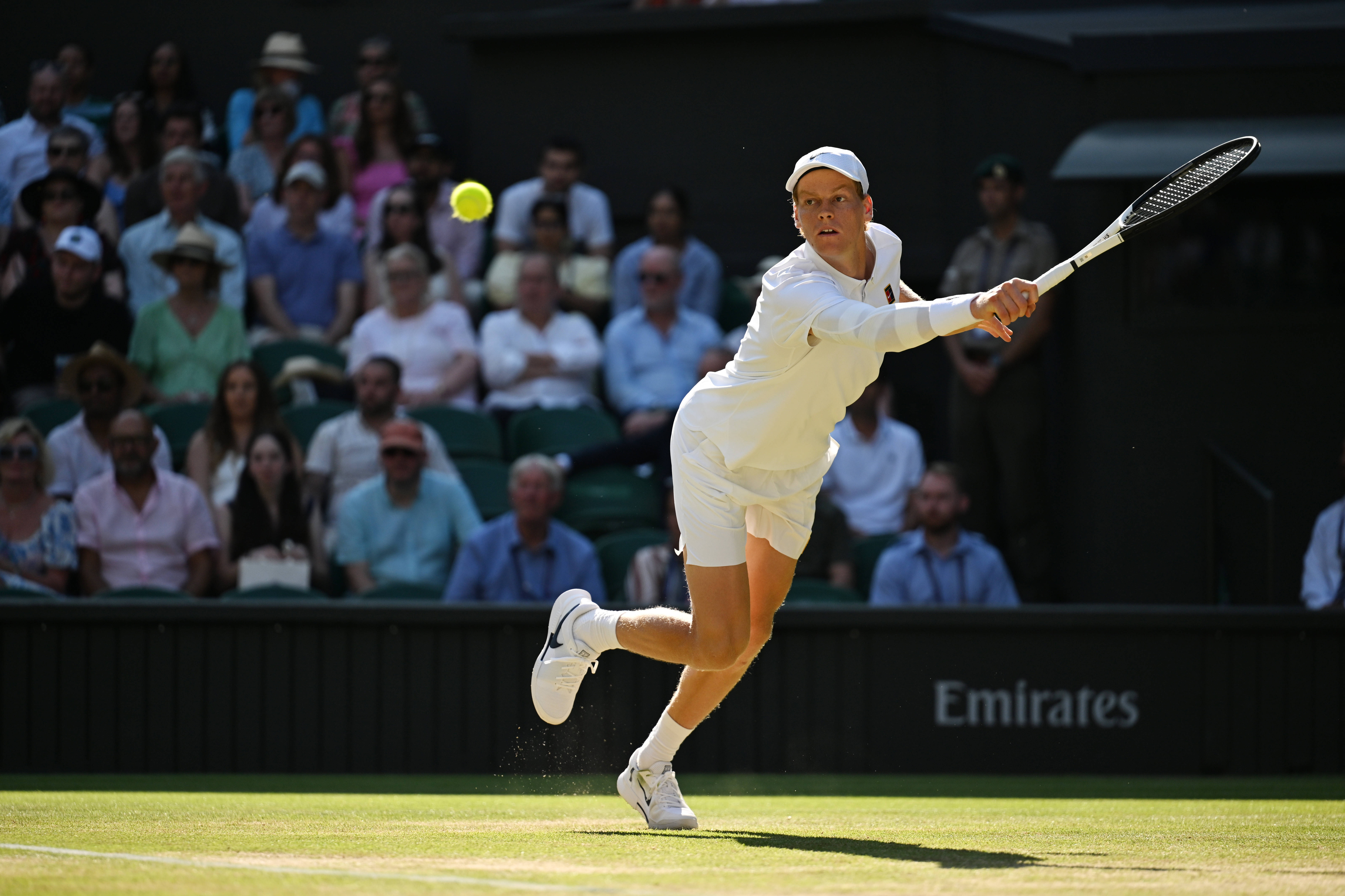 温网鏖战美网，辛纳高光表现