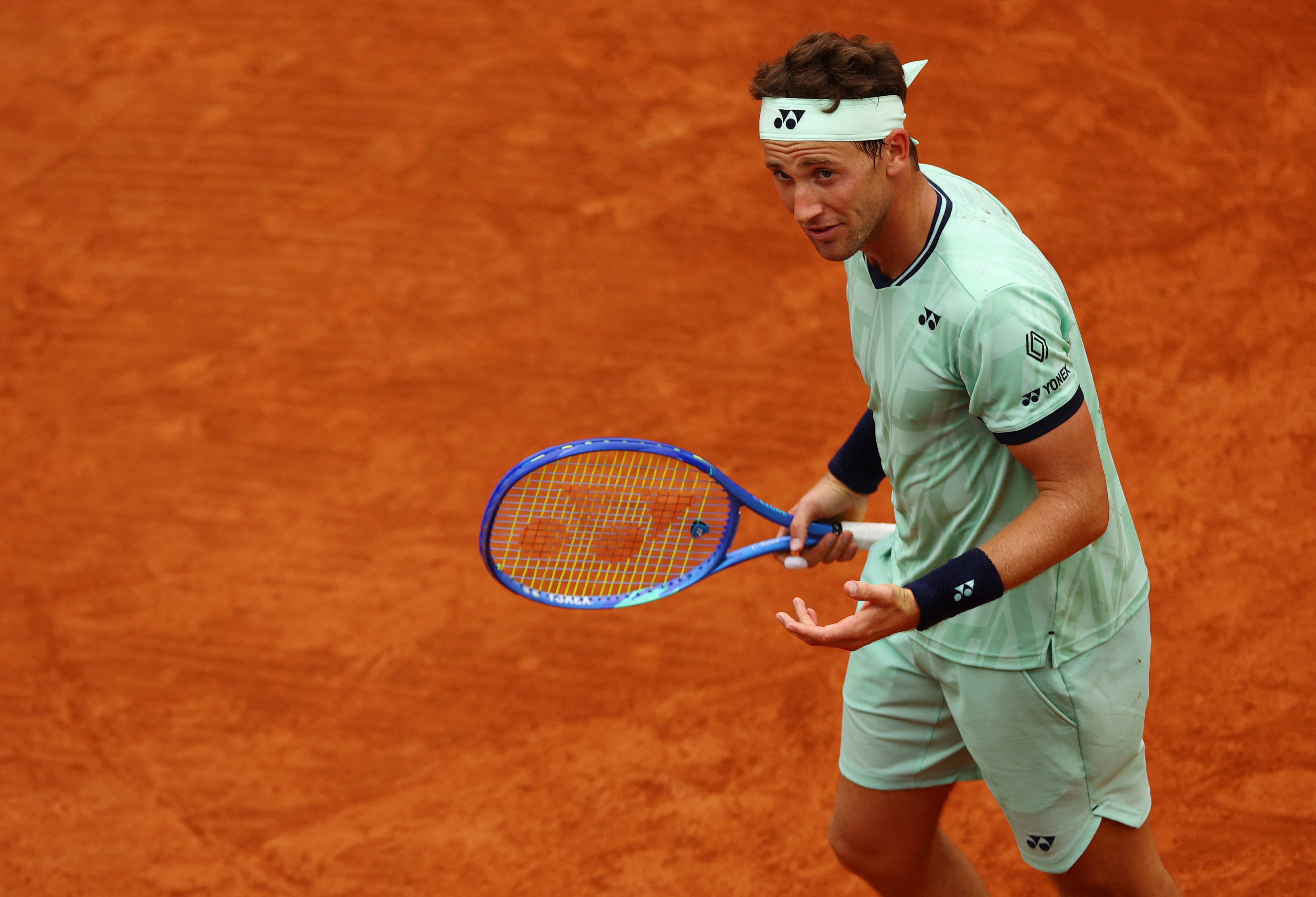 美网险胜法网，鲁德高光表现