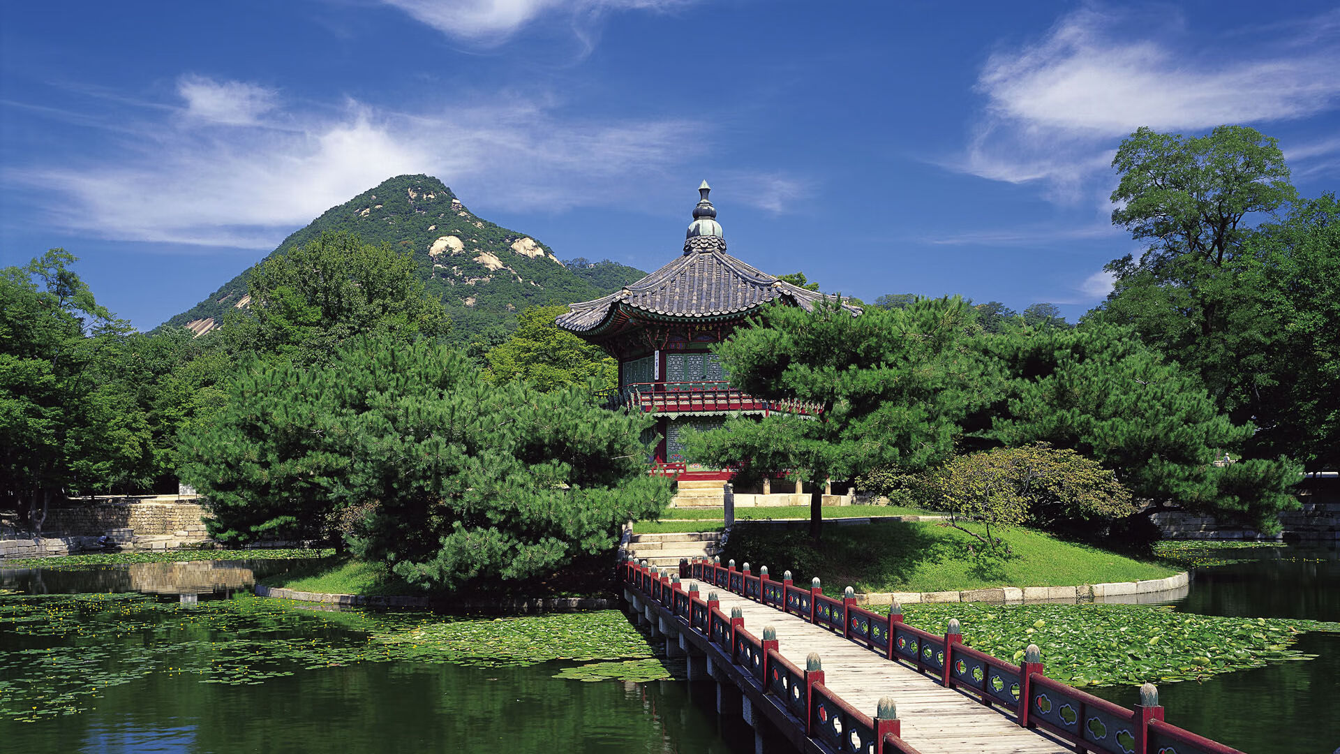 烈日陨落，爵士三分暴雨淹没太阳，西决门票近在咫尺