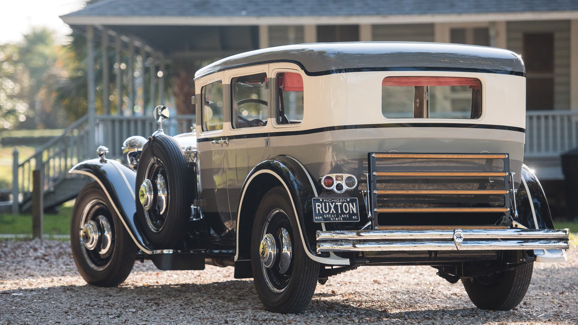 东方奇迹夜，德布劳内关键一传定江山，勒沃库森巅峰对决饮恨