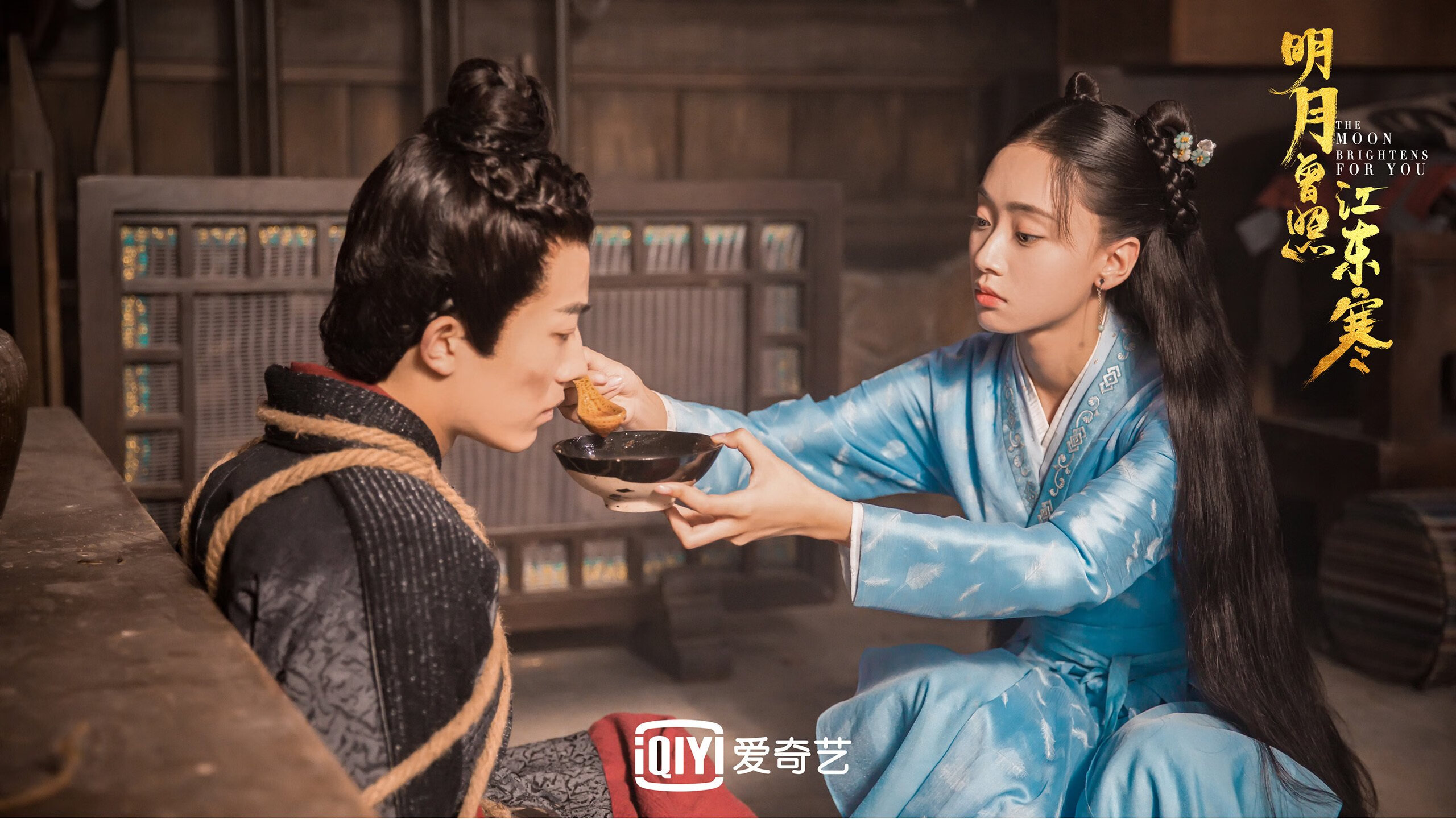 欧冠淘汰赛焦点战，独行侠掀翻太阳，NBA季后赛上演经典对决