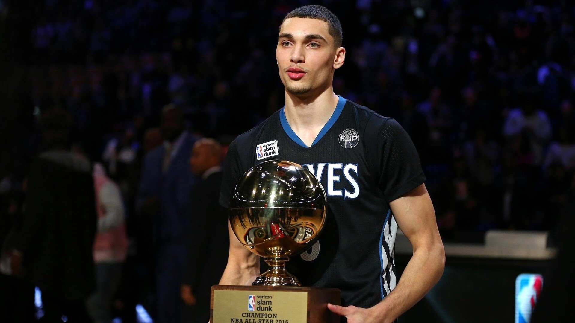 黄潜破局墨城壁垒，内马尔魔幻舞步点亮跨洲对决